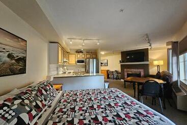 בית מלון כפרי Borgata Lodge Resort