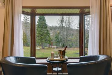 בית מלון כפרי Hôtel Du Lac Lenore