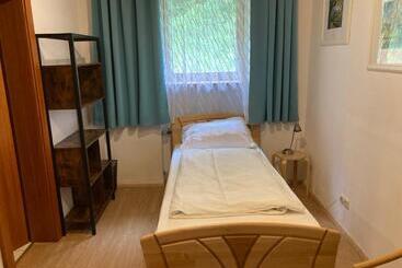 酒店 B&b Pension Karlsdorfer Hof