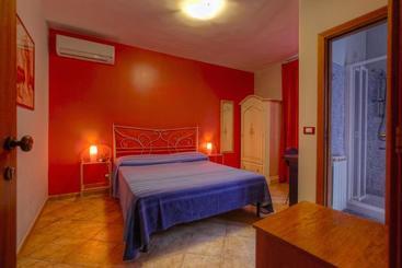 B&b Epos Acitrezza