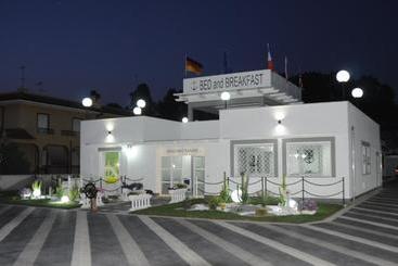 مبيت وإفطار Badinomare