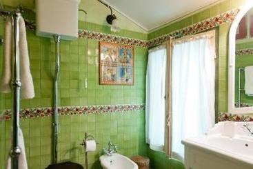 تختخواب و صبحانه Casa Delle Meridiane
