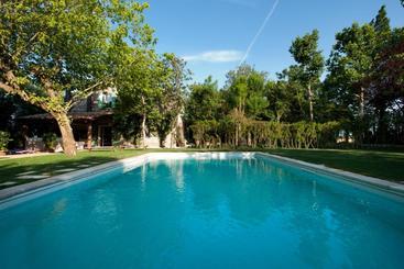 تختخواب و صبحانه Casa Delle Meridiane