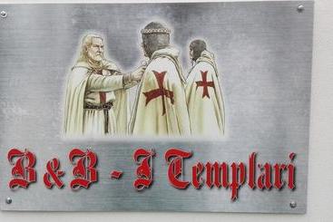 تختخواب و صبحانه I Templari