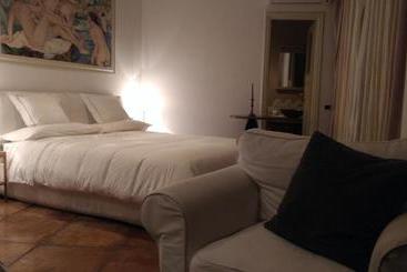 تختخواب و صبحانه La Casa Di Lilì