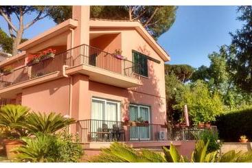 تختخواب و صبحانه La Casa Di Lilì