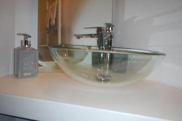 تختخواب و صبحانه Pixie Dixie & Moses Malone