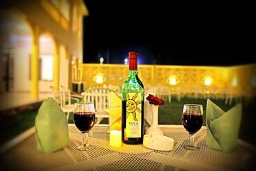 هتل Atulya Niwas, Udaipur