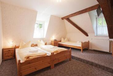 ホテル Zum Herrenhaus