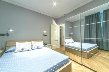 تختخواب و صبحانه Chiossone Suites