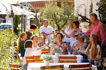 ホテル & Restaurant Weisenheimer Hof