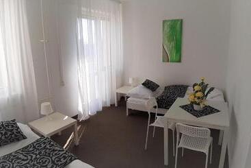 호스텔 Ubytovna Kubra