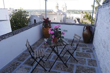 Attis B&b