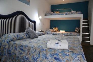 تختخواب و صبحانه House Sottocoperta