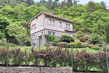 צימר La Taverna Dei Gufi