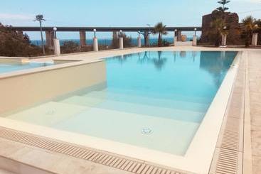 تختخواب و صبحانه Agriturismo Villa Orchidea