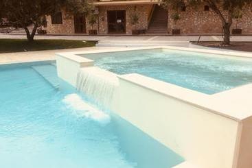 تختخواب و صبحانه Agriturismo Villa Orchidea