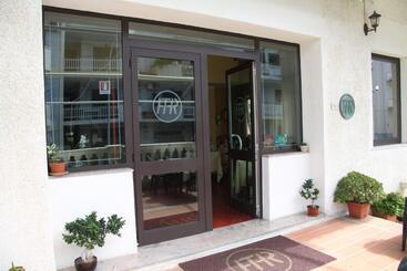 ホテル Ristorante Thomas