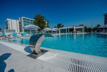هتل Turquoise All Inclusive