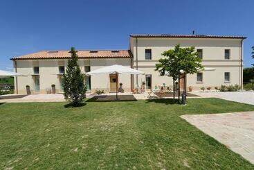 Resort Il Gallo Senone