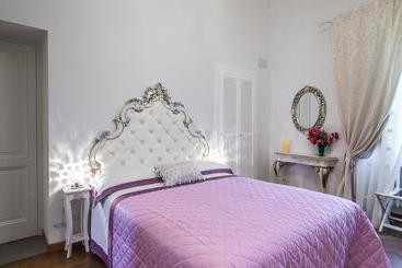 Broncigliano Luxury B&b