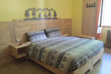 בית מלון כפרי Albergo Rotenthal