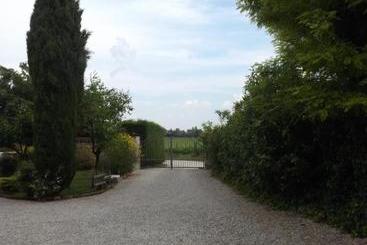 B&b Ai Tre Confini
