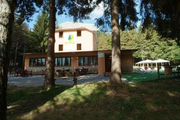 住宿加早餐 La Pinetina