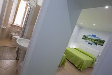 تختخواب و صبحانه Residenza Duomo