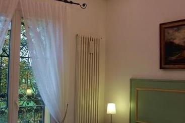La Corte Del Cavaliere Bed & Breakfast