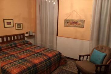 تختخواب و صبحانه Al Borgo