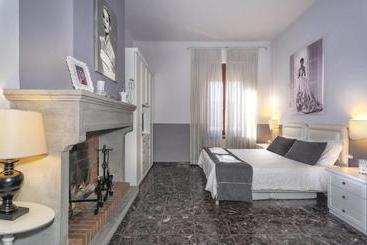 تختخواب و صبحانه Audrey & Me