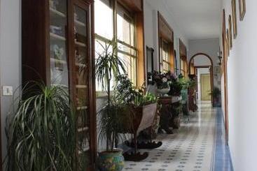 住宿加早餐  Casa Prunilla