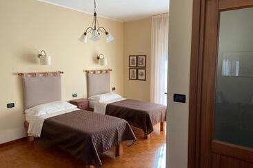 Bed and Breakfast La Via Del Sole