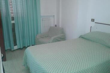 هتل Albergo Tenda Verde