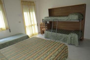 Отель Vallechiara