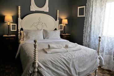 Tavira Guest Bed & Breakfast