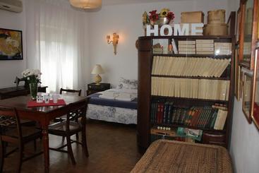 Tavira Guest Bed & Breakfast