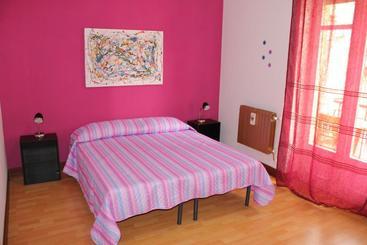 تختخواب و صبحانه Guest House Artemide