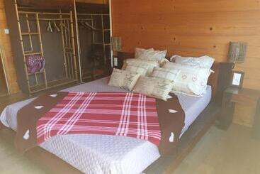 住宿加早餐  La Villa De La Marana