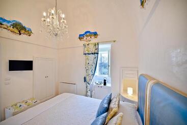 مبيت وإفطار Leonardo Trulli Resort