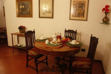 B&b Ulivi Di Castello