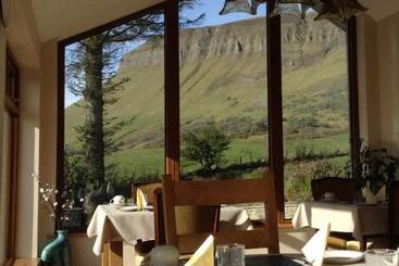 Benbulben Farmhouse B&b