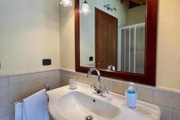 مبيت وإفطار Casa Brencio