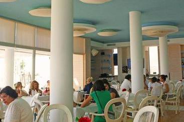 Drymades Inn Resort