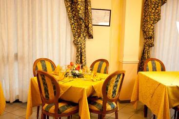 בית מלון כפרי Michelangelo