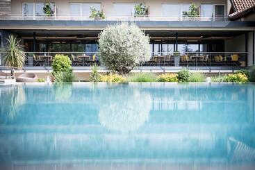 בית מלון כפרי Pfeiss