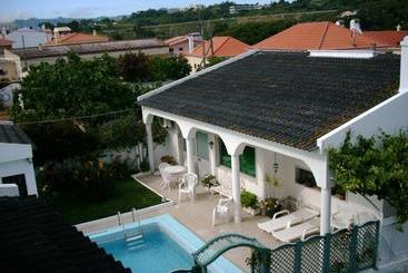 تختخواب و صبحانه Guest House Toca Dos Grilos