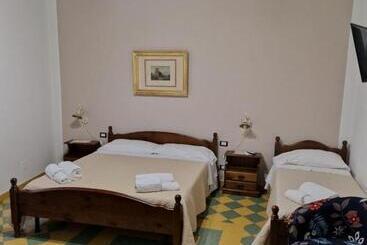 تختخواب و صبحانه I Tetti Di Girgenti