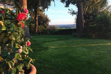 تختخواب و صبحانه Villa Le Luci